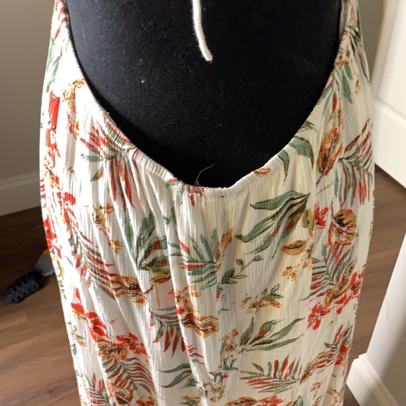 EUC backless crochet halter top maxi dress - Picture 5 of 8